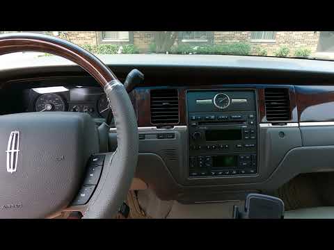 Lincoln Town Car Guy Explores HVAC Problem on His 2006 Signature Limited