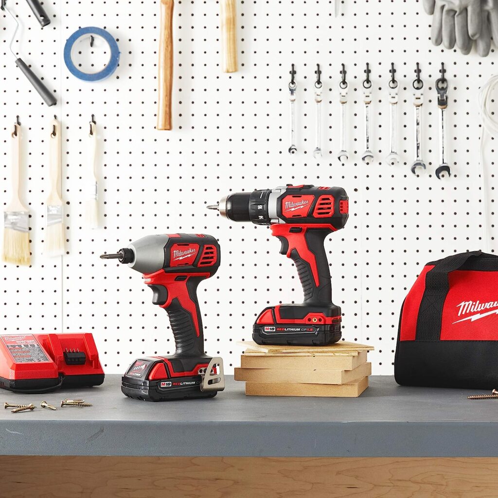 Milwaukee 2691-22 18-Volt Compact Drill and Impact Driver Combo Kit