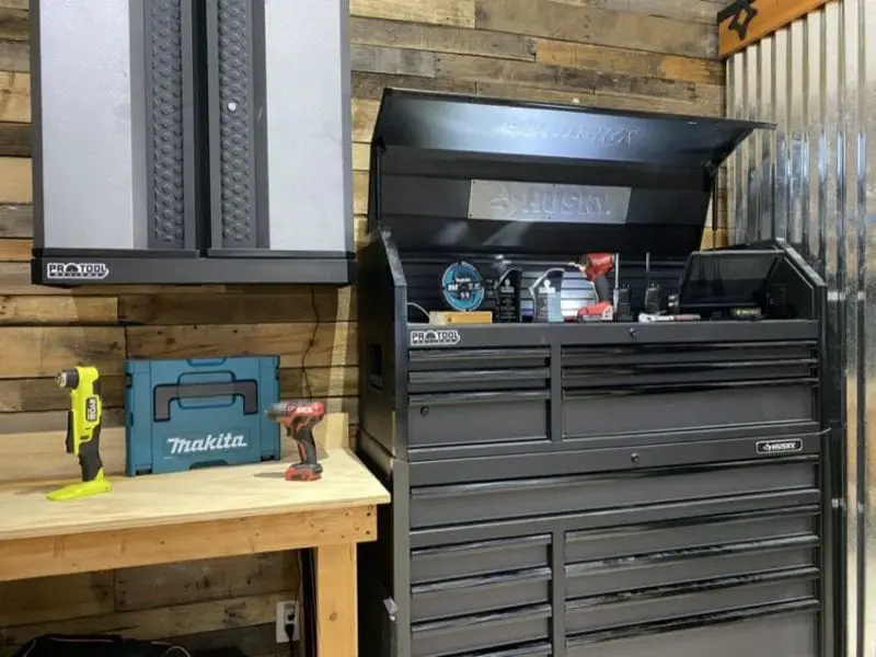 Husky 52-inch Tool Chest  Rolling Cabinet Combo Review